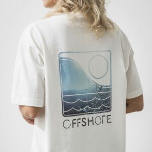 offshoreロゴにフォトグラファーU-SKE の写真がデザインされたコラボレーションTシャツ